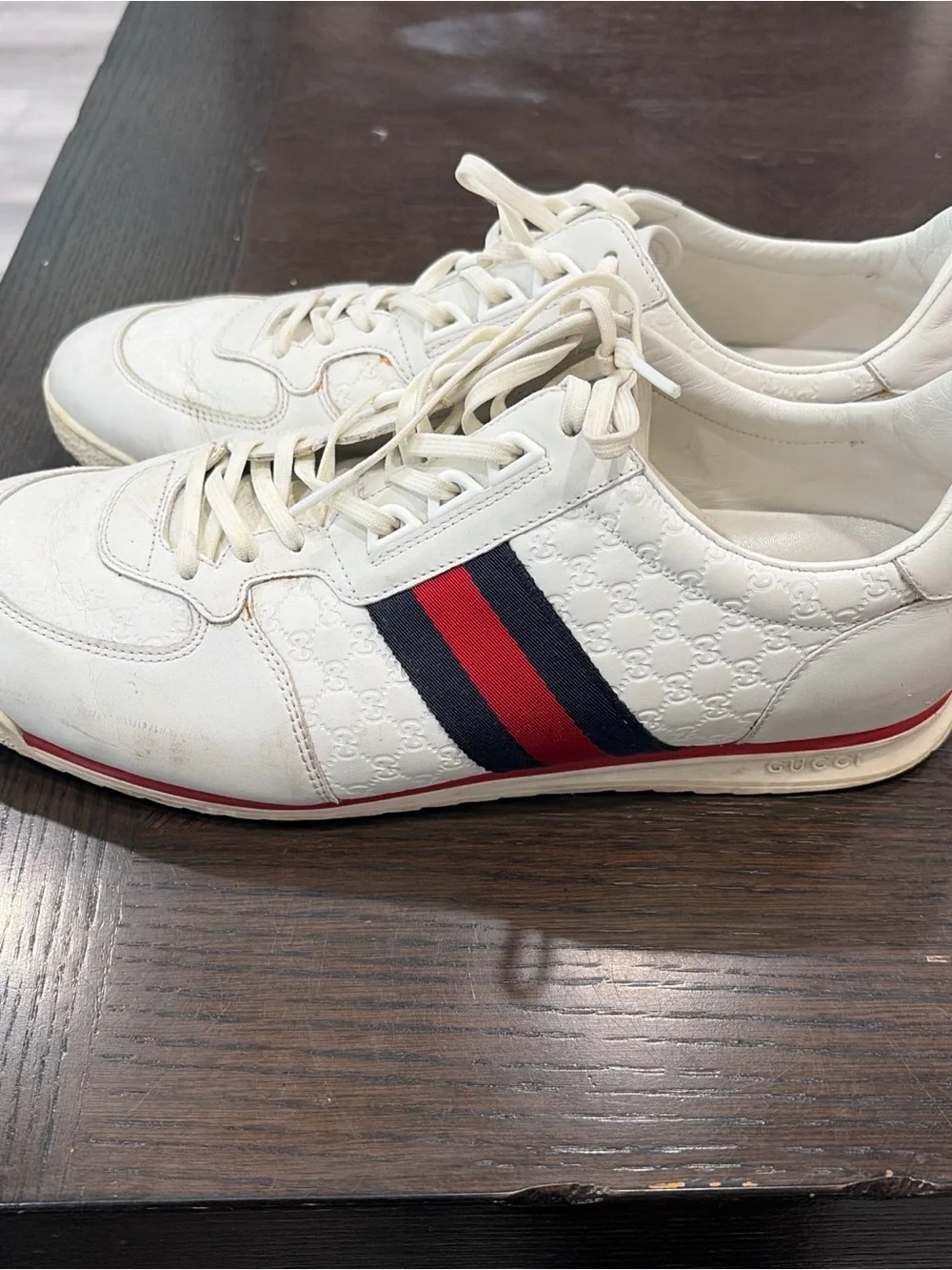 Gucci White Leather Low-Top Sneakers with Red & Blue Web